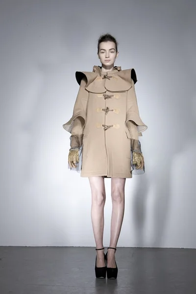 Look 2